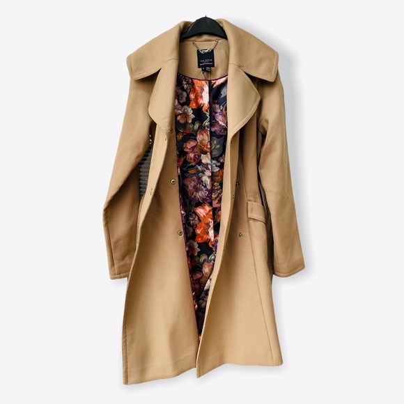 Stunning Ted Baker Fall Coat - Picture 4 of 6